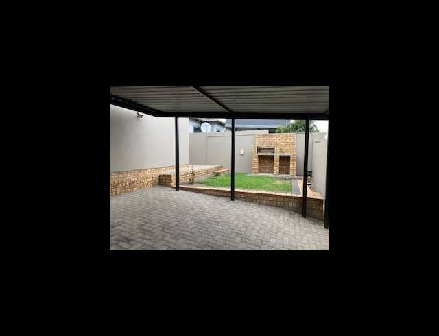 3 BEDROOM HOUSE FOR SALE IN RIVERSIDE VIEW EXT 35